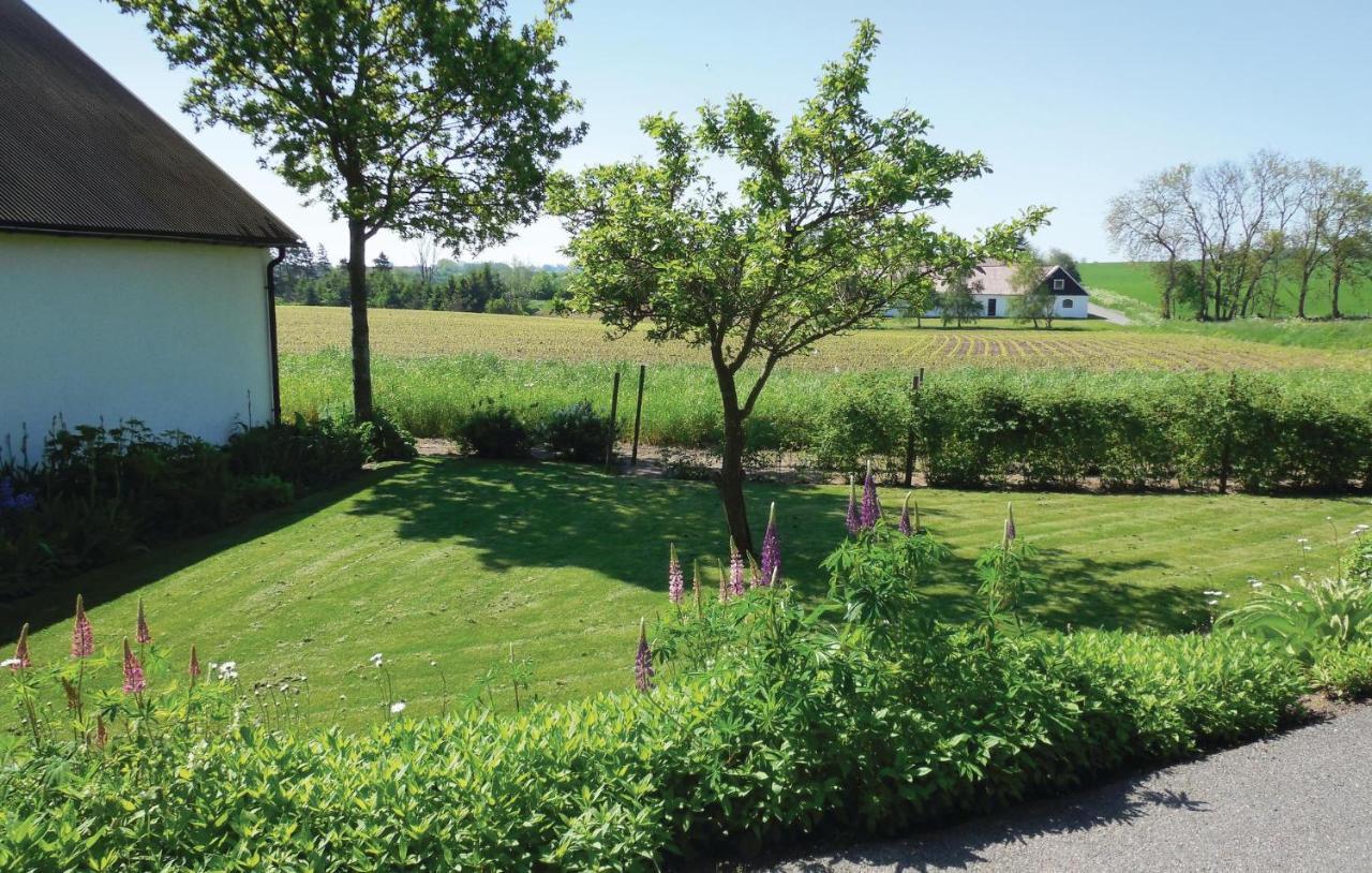 1 Bedroom Cozy Home In Simrishamn Gladsax Esterno foto