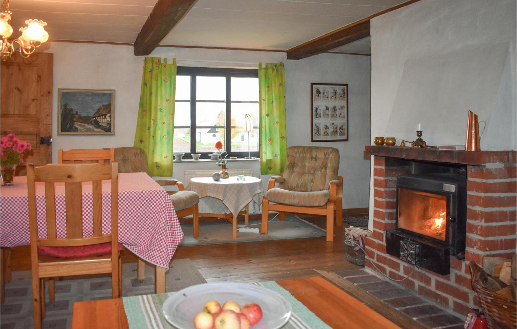 1 Bedroom Cozy Home In Simrishamn Gladsax Esterno foto